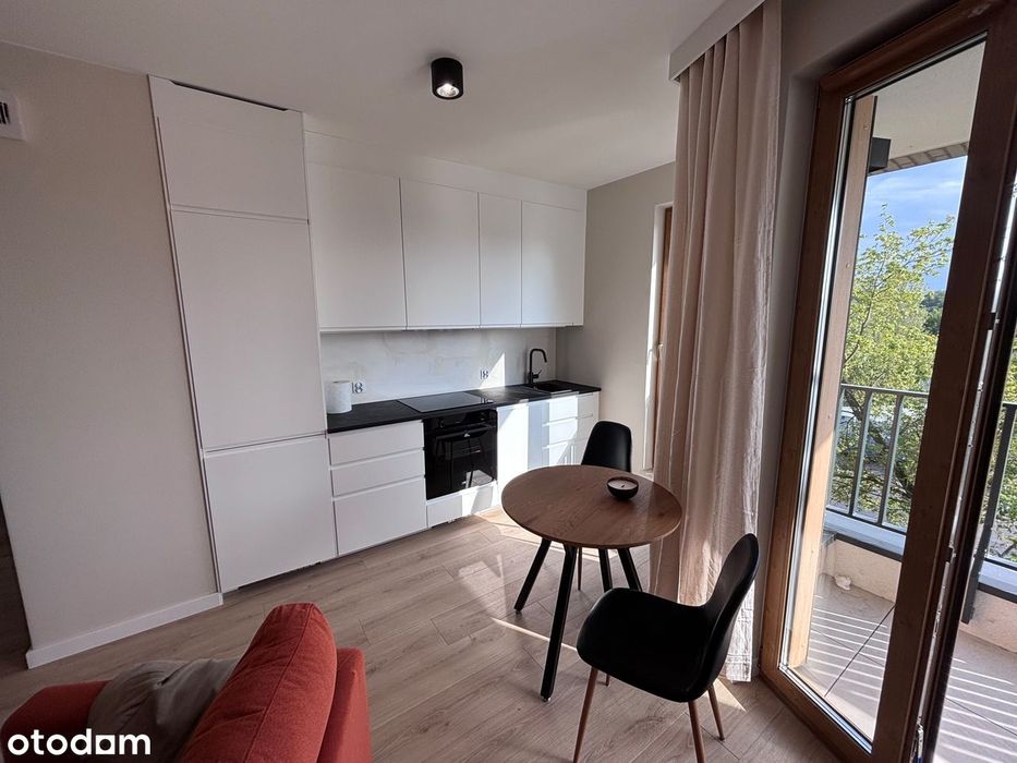 Nowoczesne Mieszkanie 36 M² | Dąbska | Tauron Arena | Garaż