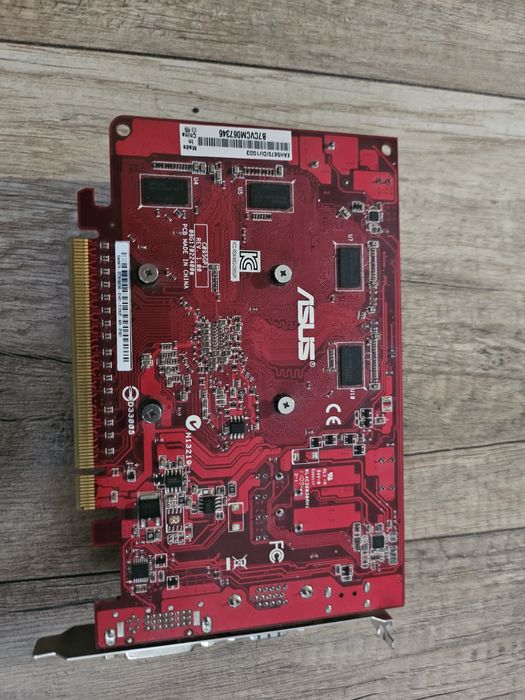 Karta graficzna Asus AMD Raden 5670