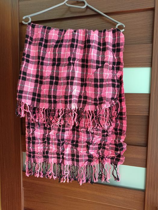 Ciepła chusta damska