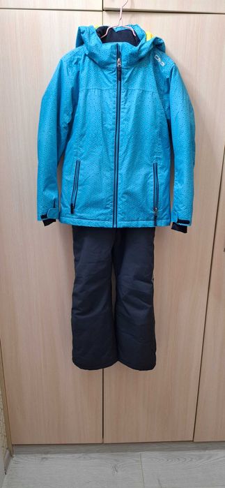 Лижний костюм фірми CMP на дівчинку 140 р