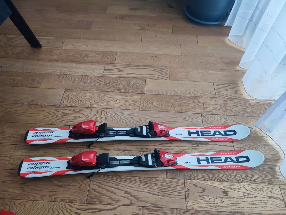 Narty head 107 cm super shape, buty Salomon 220 mm
