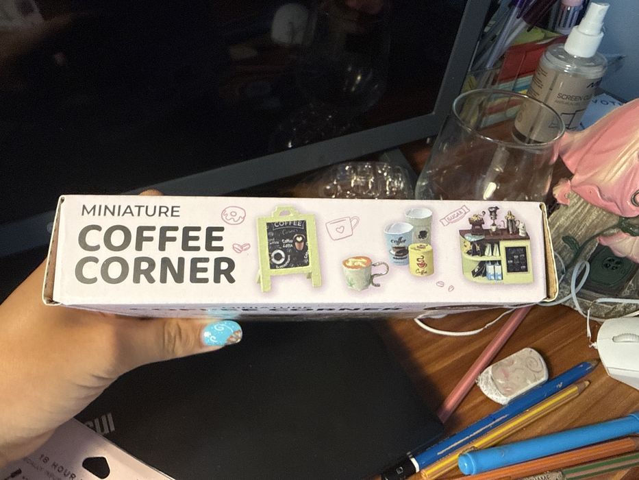 Miniature Coffee Corner (DIY)