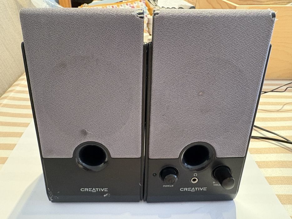 Colunas Creative SBS 260