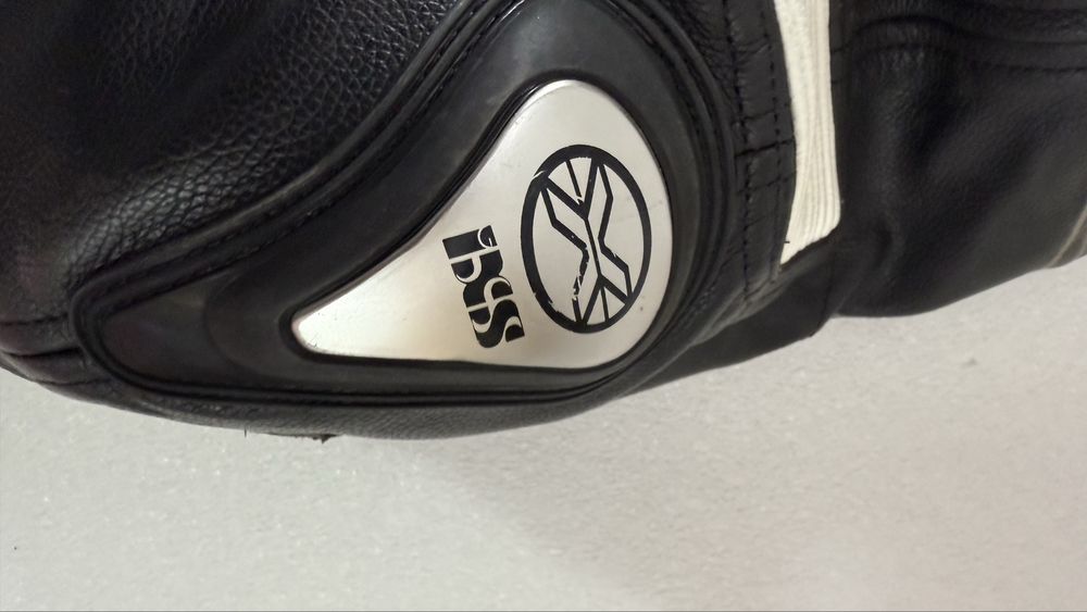 Fato de couro motard