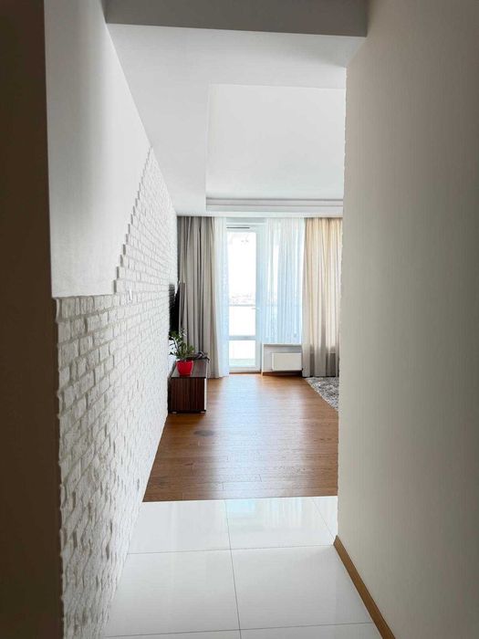 Przytulny Apartament na wynajem 14 piętro