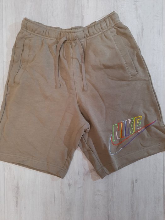 Оригінальні чоловічі шорти Nike CLUB FLEECE+ FRENCH TERRY SHORTS BEIGE