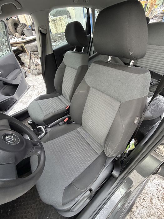 Fotele Polo V Siedzenia Volkswagen Polo 6R R0