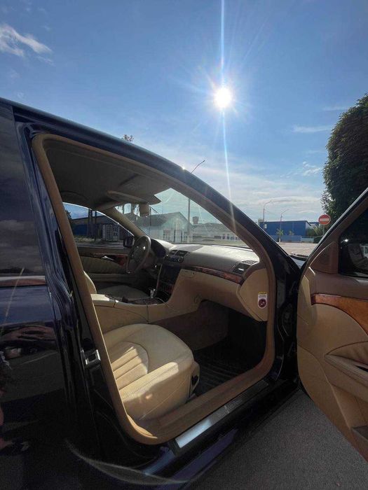 Продам MERCEDES-BENZ 211 Полний привід