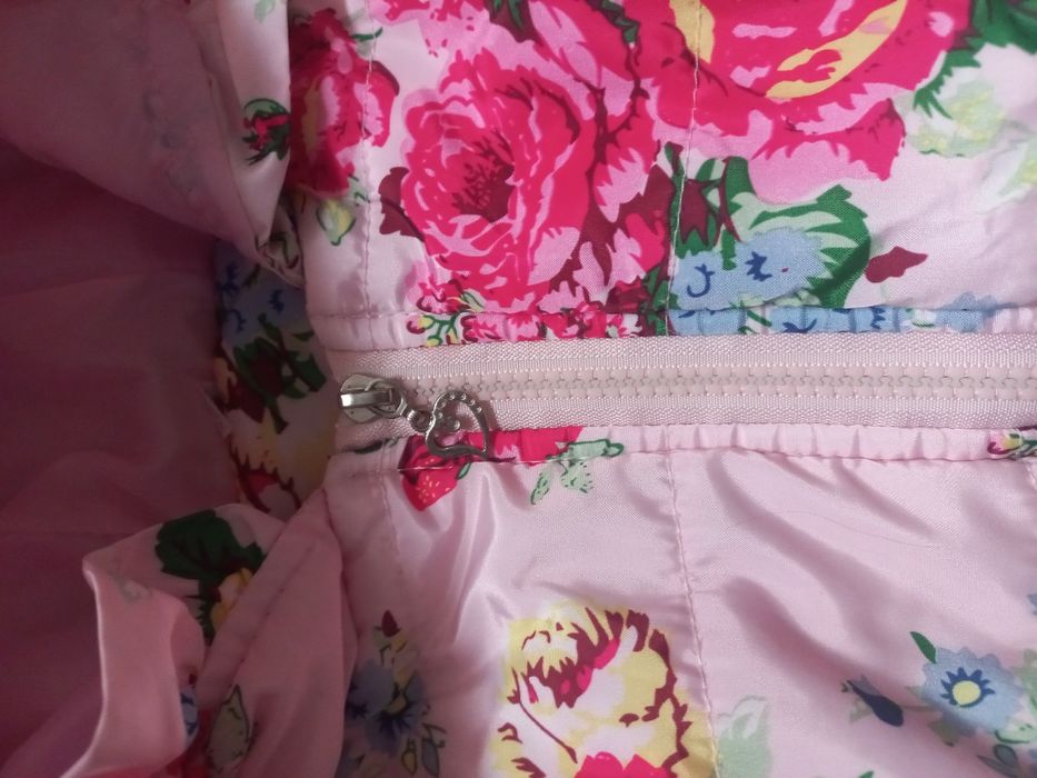 Śliczna urocza kurtka w kwiatki kwiaty falbanki płaszczyk zimowy