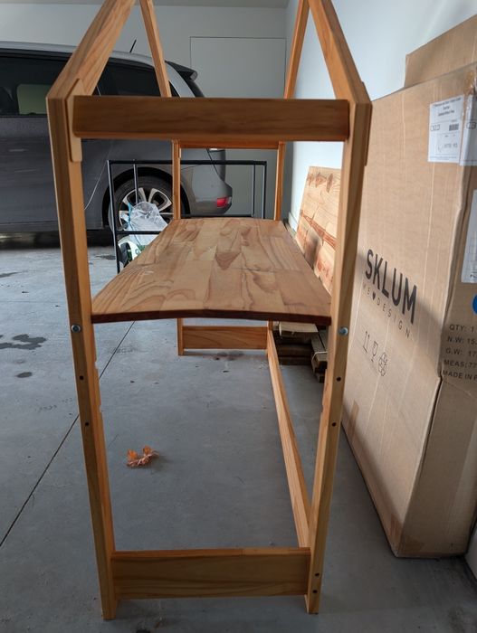 Mesa / Secretária de Criança