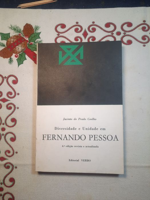 Diversidade e Unidade  em Fernando Pessoa