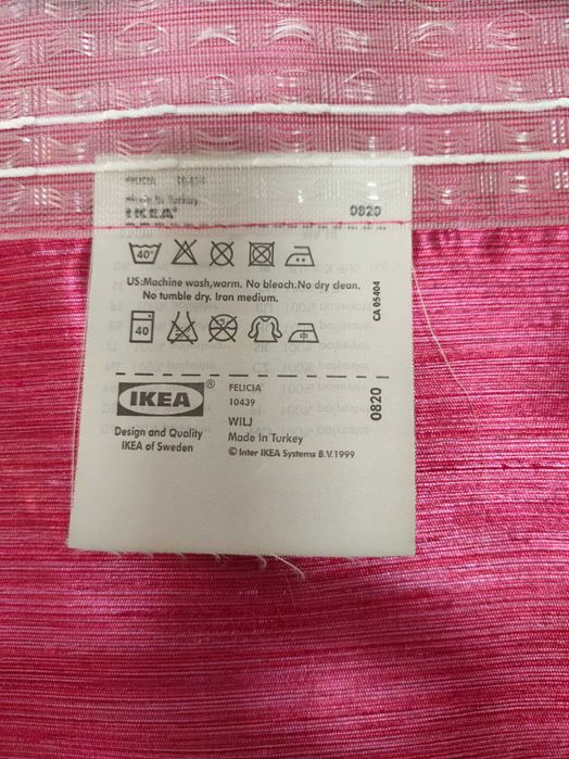 Par de cortinados Novos Ikea na côr beringela tecido muito bonito