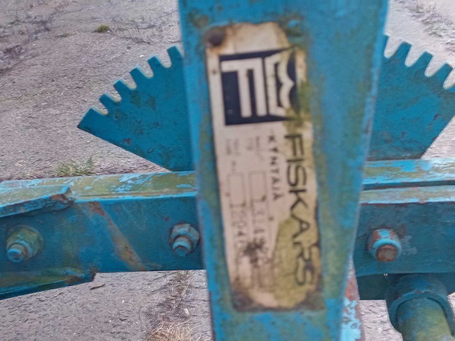 Плуг двокорпусний Fiskars такий як lemken,kverneland,overum