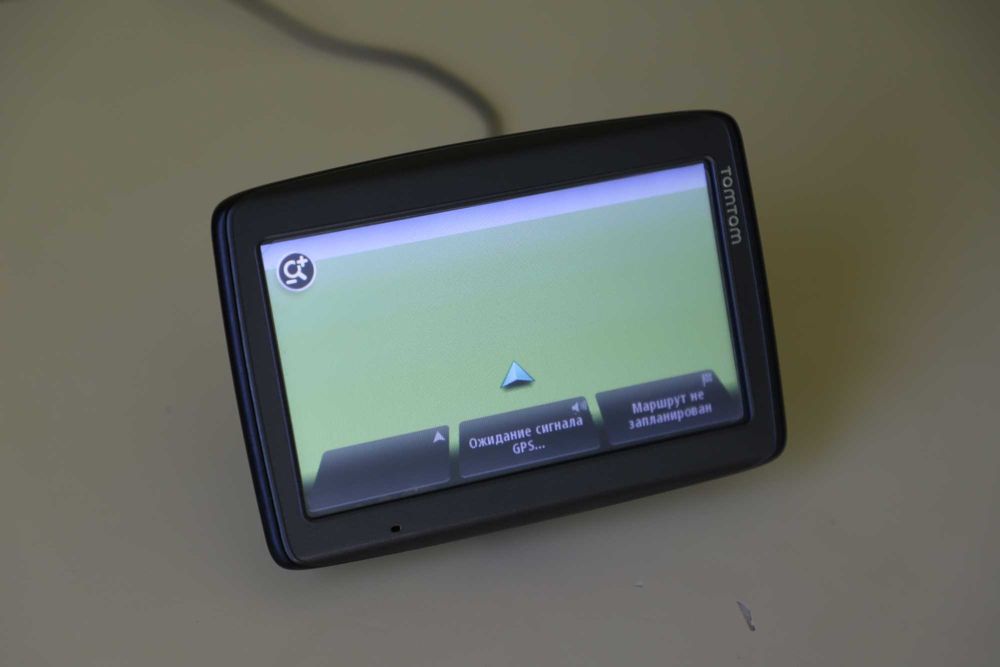 навигатор Tomtom 4EQ50