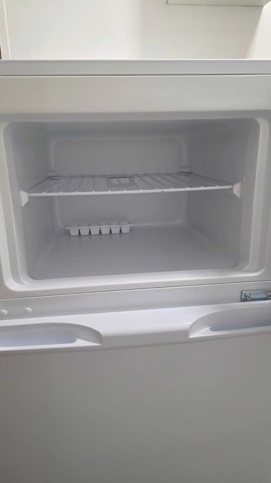Frigorífico usado como novo