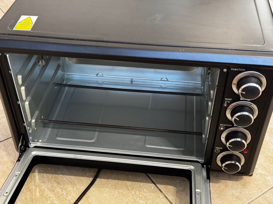 Elektryczny Piekarnik