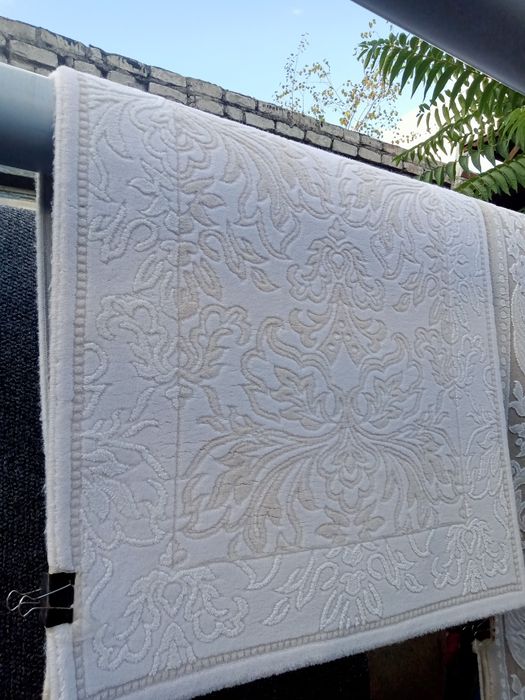 Услуги: мобильная химчистка салонов авто, ковров, мягкой мебели