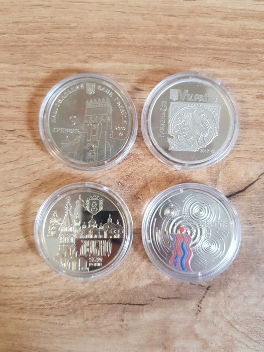 Монеты Украины 5 гривен, разные