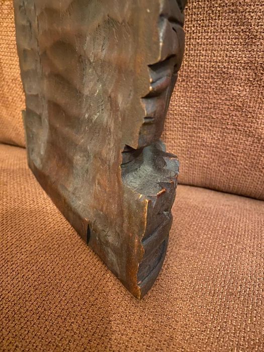 Figura em madeira  do Cambodja