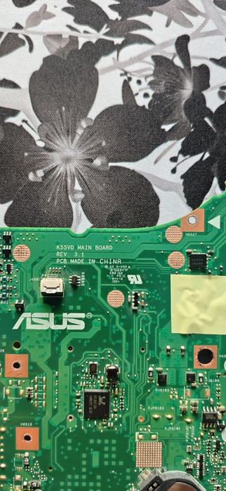 Лот материнских плат для ноутбуков HP, Asus, Lenovo