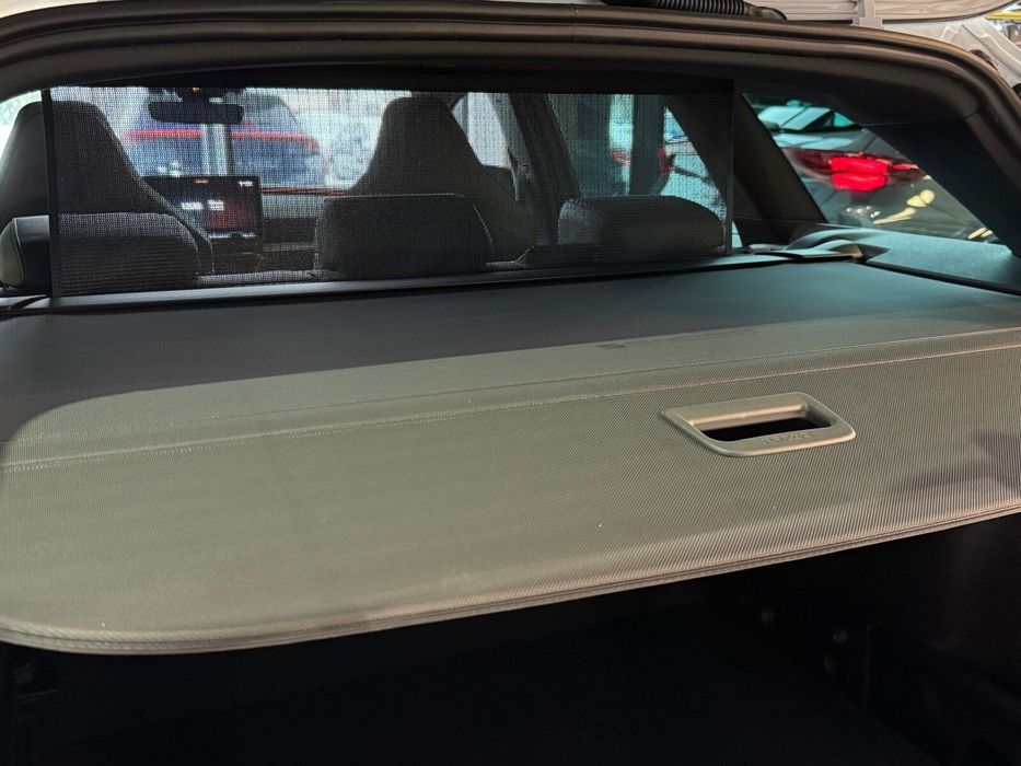 Cupra Leon Sportstourer VZ 333KM 4Drive Glacial White Black Edition: Panorama, MatrixLED!