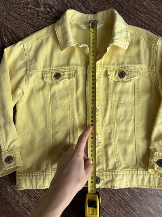 Джинсова курточка h&m, джинсовка ні дівчинку чи хлопчика 104-110