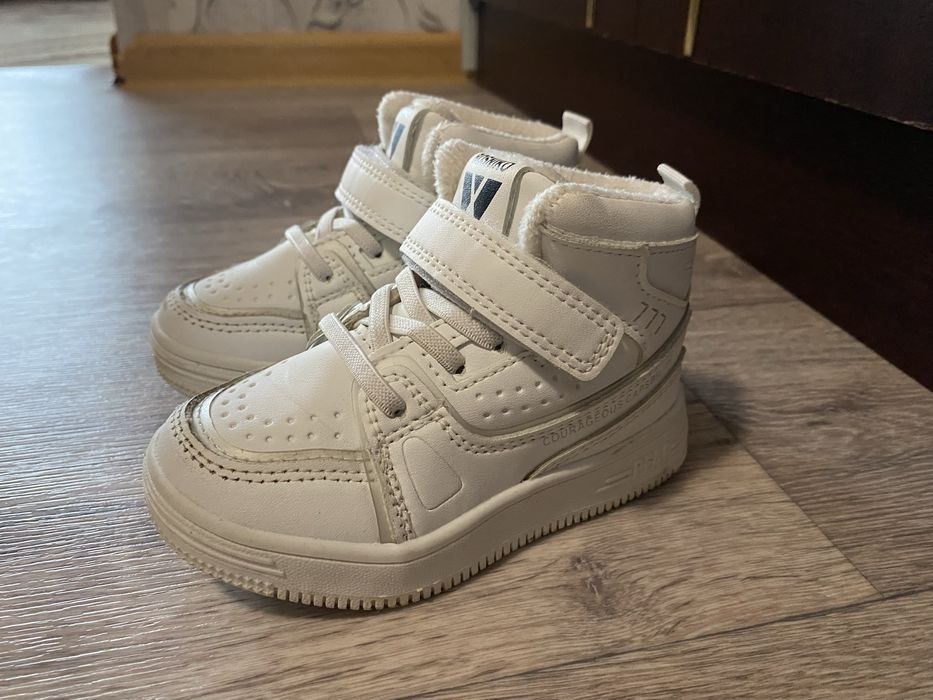 Продам дитячі хайтопи