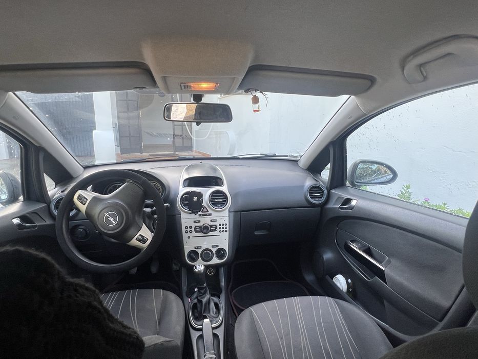 Opel  corsa 2008