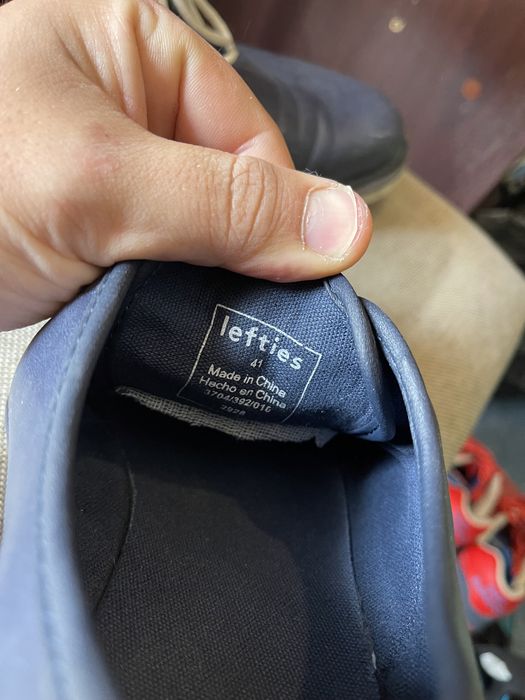 Sapatoa Suits inc e lefties