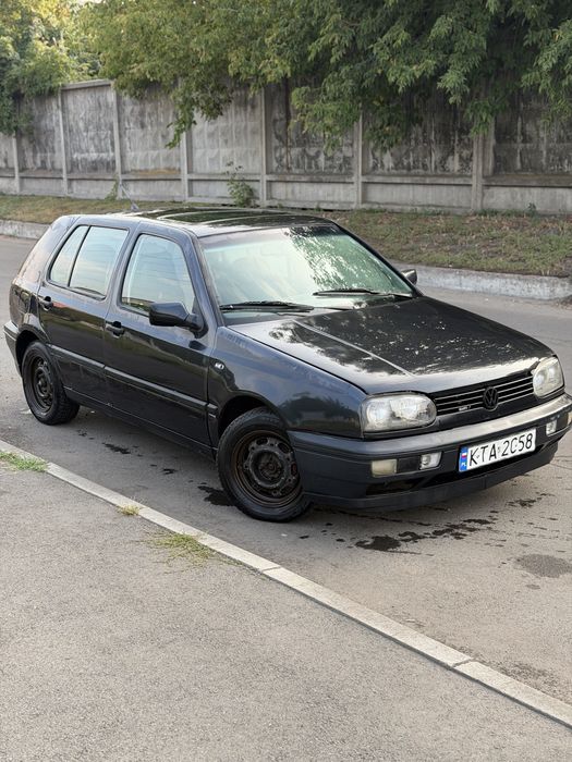 VW Golf 3 бляха 1.6