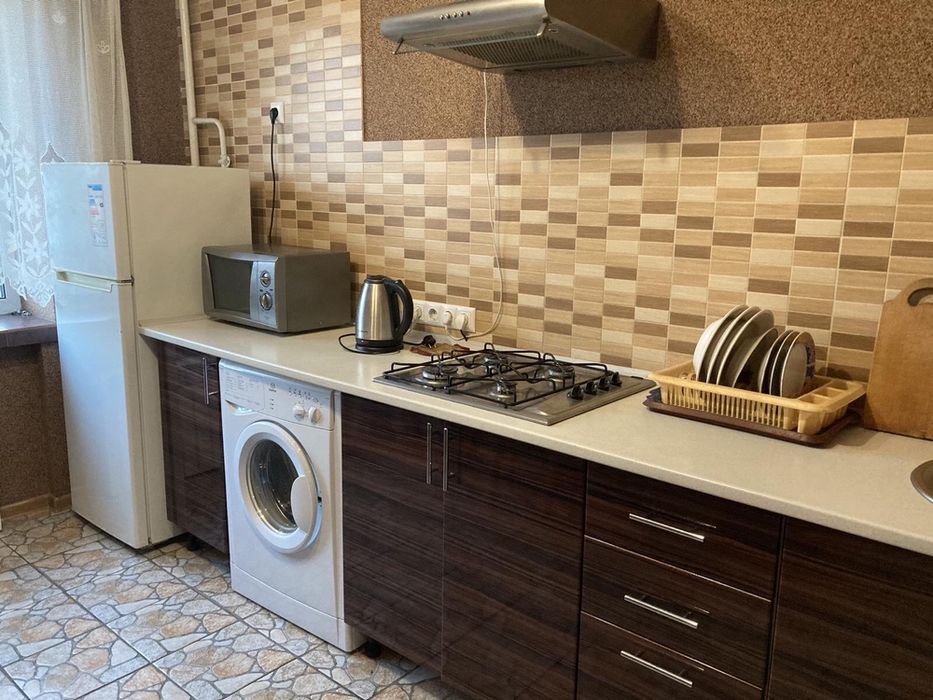 2-к квартира подобово ,дуже тепла,пр.Коцюбинського,78,смартТВ,вокзали