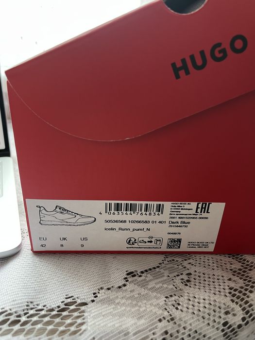 Кросівки Hugo абосютно нові не підійшов розмір