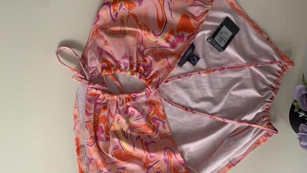 Bluzka Roz z metki 2XL firmy Primark