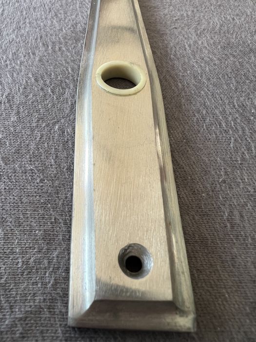 Szyld do drzwi 8 sztuk aluminiowy 24x3.5 PRL