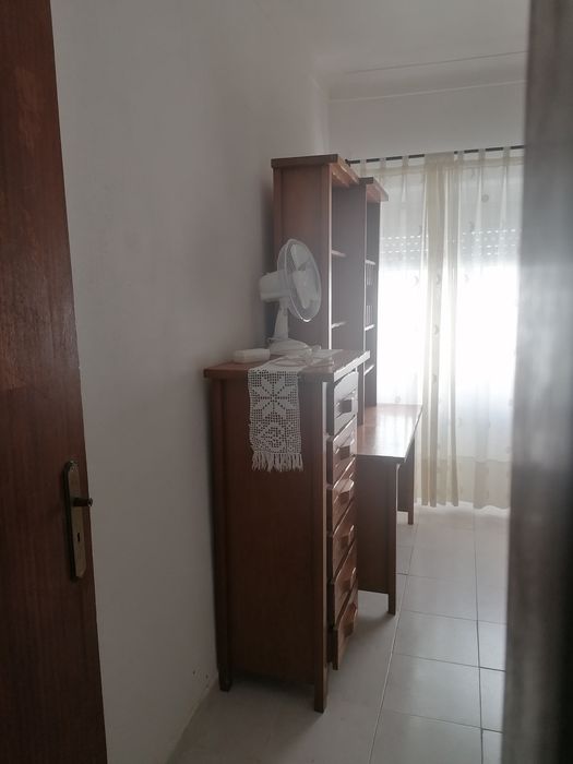 Quarto para Alugar - Queluz
