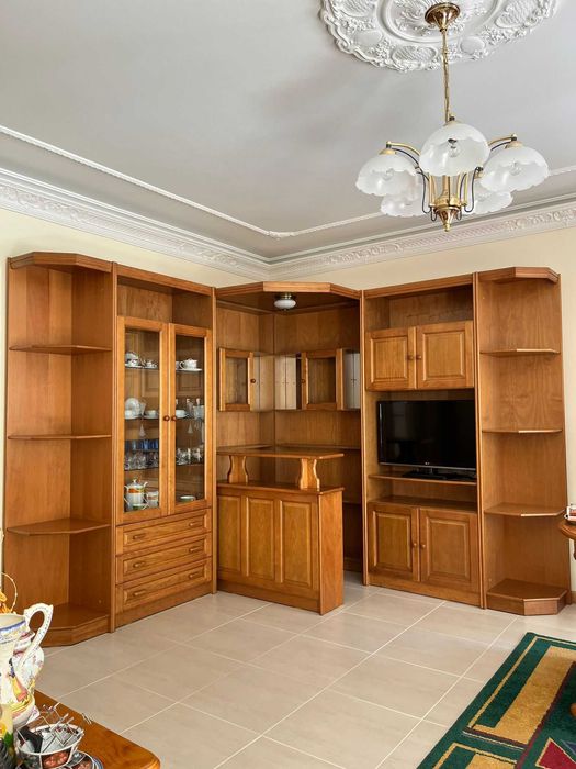 Mobília de sala de estar e jantar completa