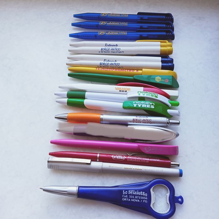 Кулькові ручки з логотипами