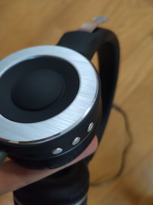 Headphones pretos kooltech