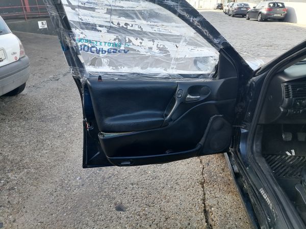 Para Peças Opel Vectra B Combi (J96)