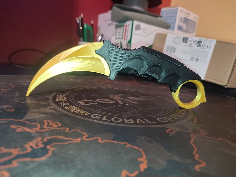 Karambit Dourado CS  – Faca Curva Colecionável / Decorativa