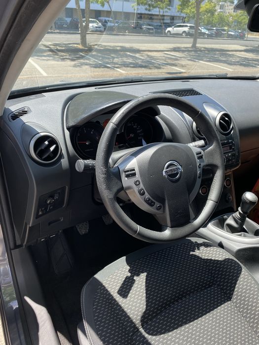 Nissan Qashqai — fotografia 5