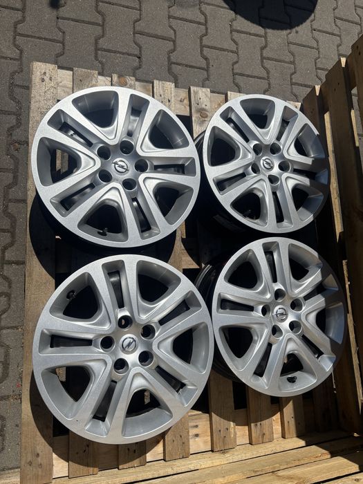 CK Komplet felg stalowych strukturalnych 16” 5x105 kołpaki