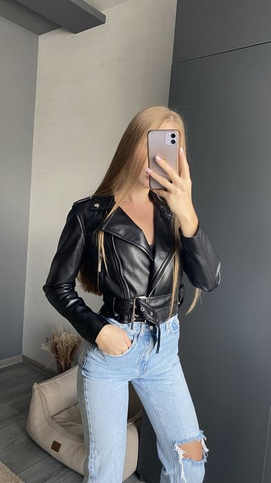 Чорна косуха з екошкіри, розмір хс