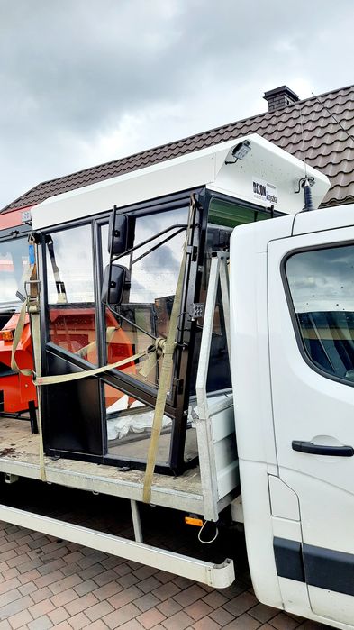 Kabina kabiny bizon z 56,c 330 ,c 360 ,mf 235,255,t 25