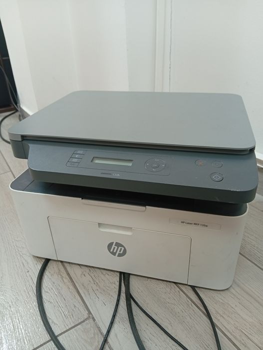 Принтер БФП HP lazer MFP 135w