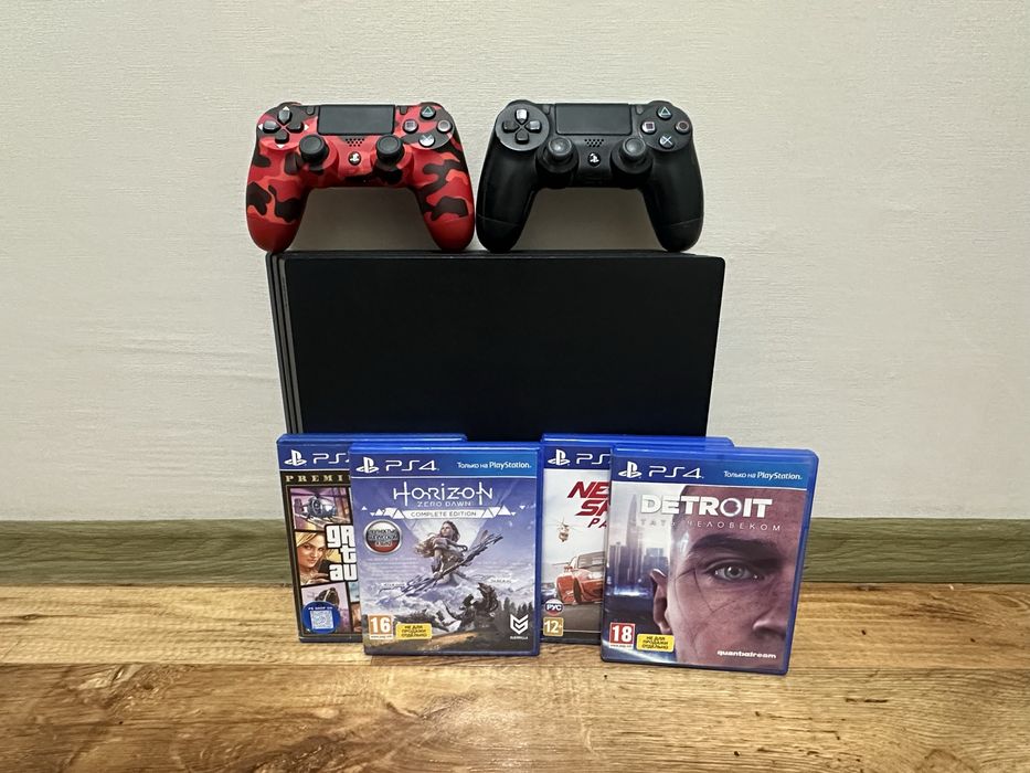Продається PS4 pro 1tb