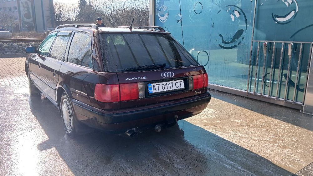 Продається Ауді 100