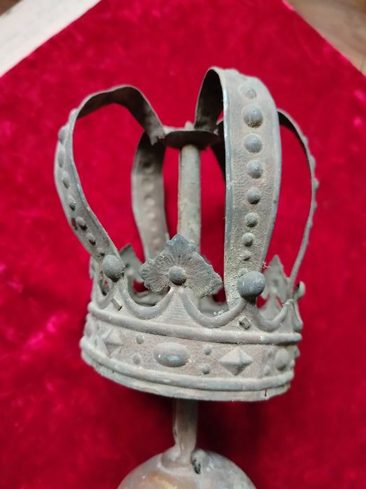 Корона - навершие на хоругву или патерицы(посох) старинный