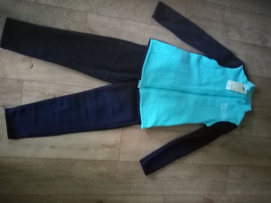 Костюм спортивный новый