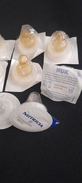 Smoczki na butelki jednorazowe 11 szt.